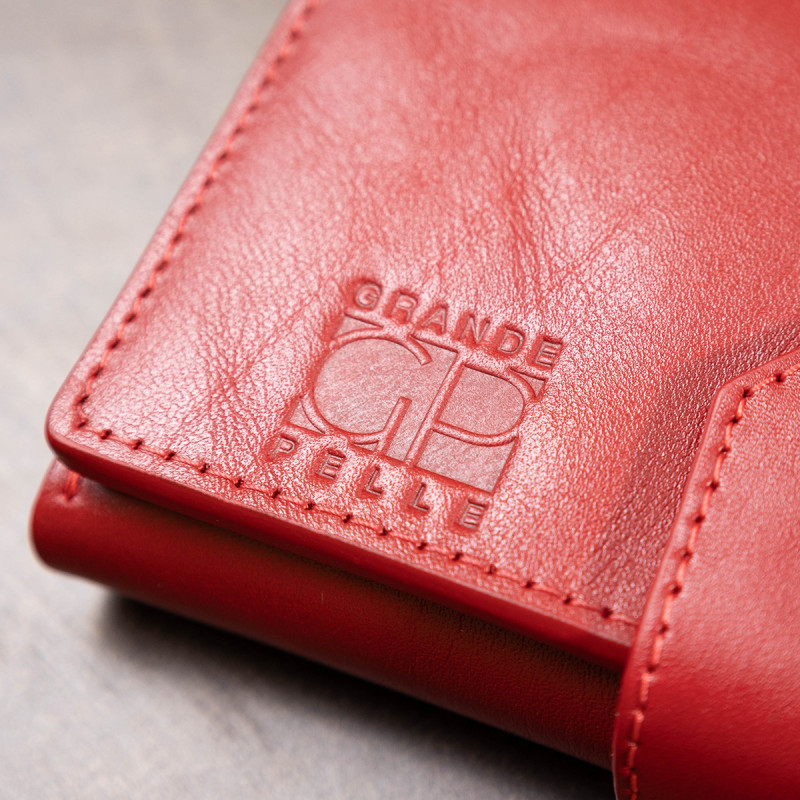 Шикарний жіночий гаманець в три складання GRANDE PELLE Червоний