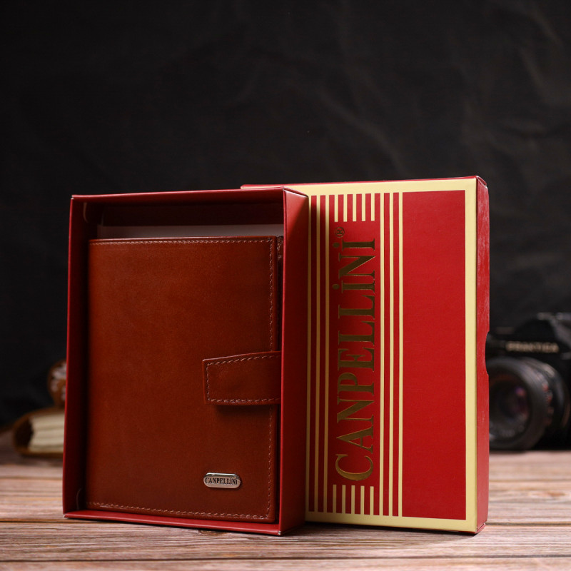 Привлекательный вертикальный мужской бумажник среднего размера из натуральной гладкой кожи CANPELLINI Коричневый