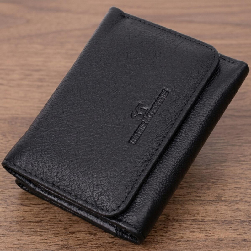 Кожаный лаконичный кошелек для женщин ST Leather Черный