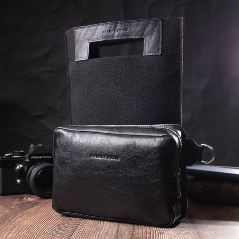 Сумка бананка прямоугольного формата из качественной натуральной кожи GRANDE PELLE Черный