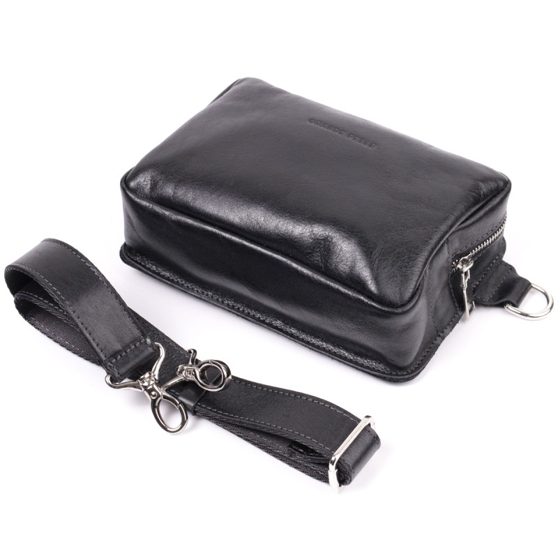 Сумка бананка прямоугольного формата из качественной натуральной кожи GRANDE PELLE Черный