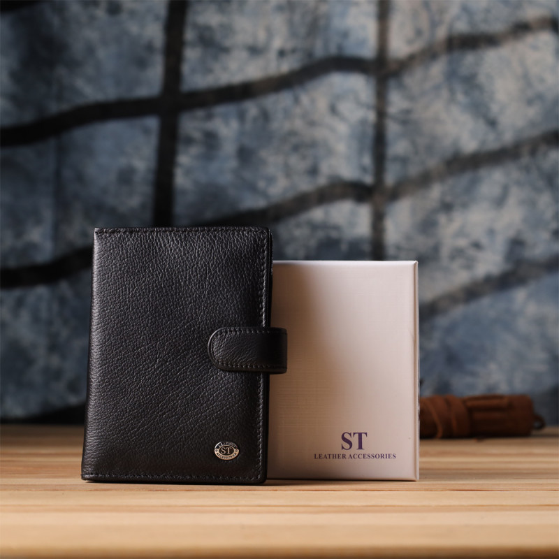 Вместительная обложка на документы унисекс из натуральной кожи ST Leather Черный
