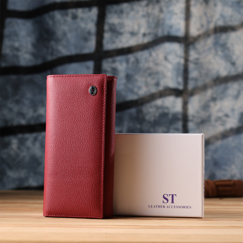 Женский вместительный кошелек из натуральной кожи ST Leather Красный