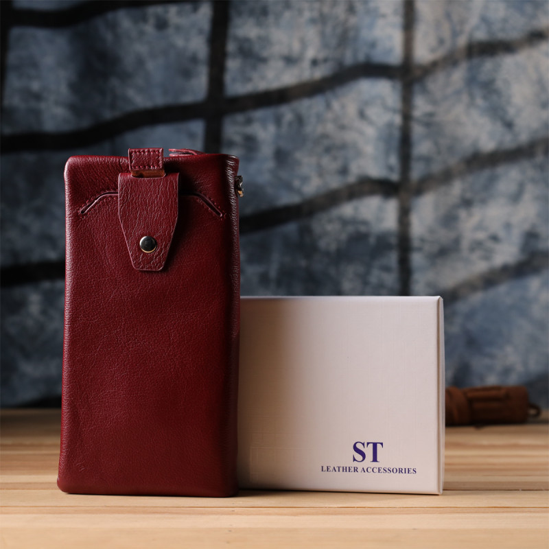 Кожаный женский кошелек-клатч с отделением под телефон ST Leather Бордовый