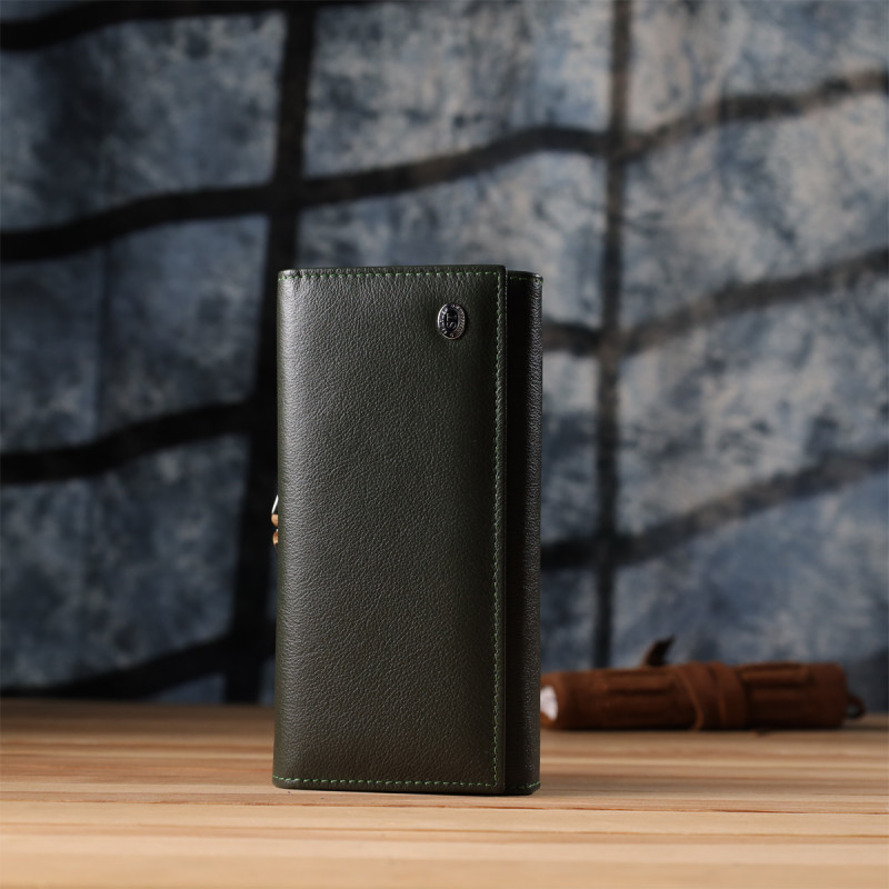Вместительный женский кошелек на магнитах из натуральной кожи ST Leather Зеленый