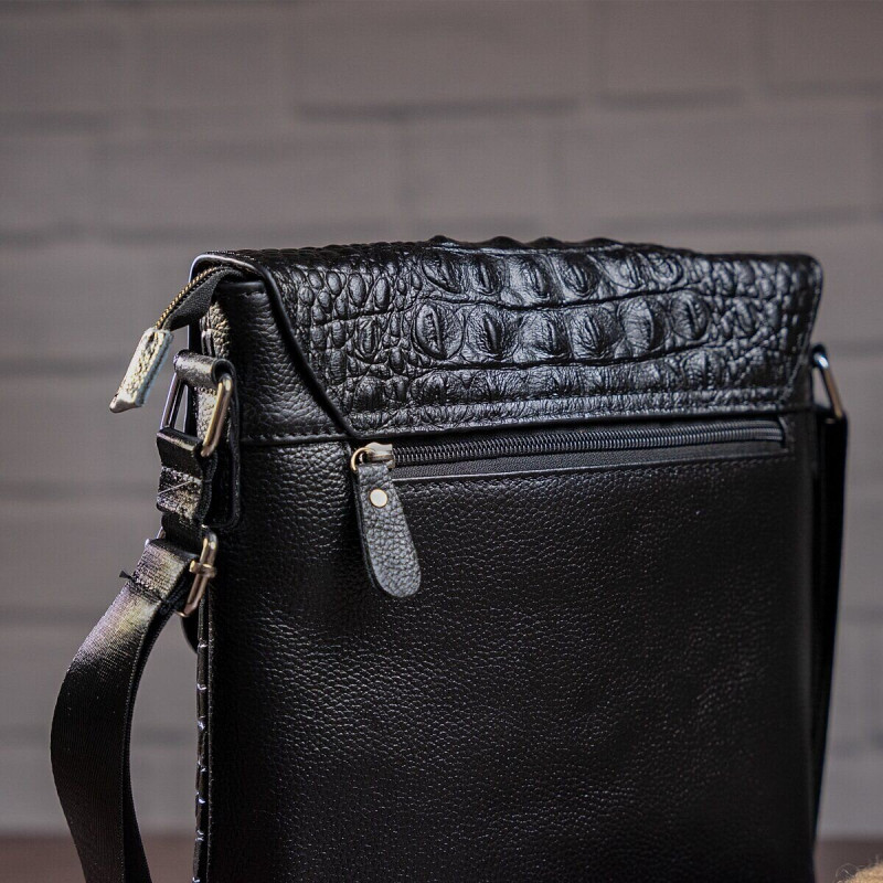 Сумка мужская вертикальная с тиснением под рептилию Vintage Черная