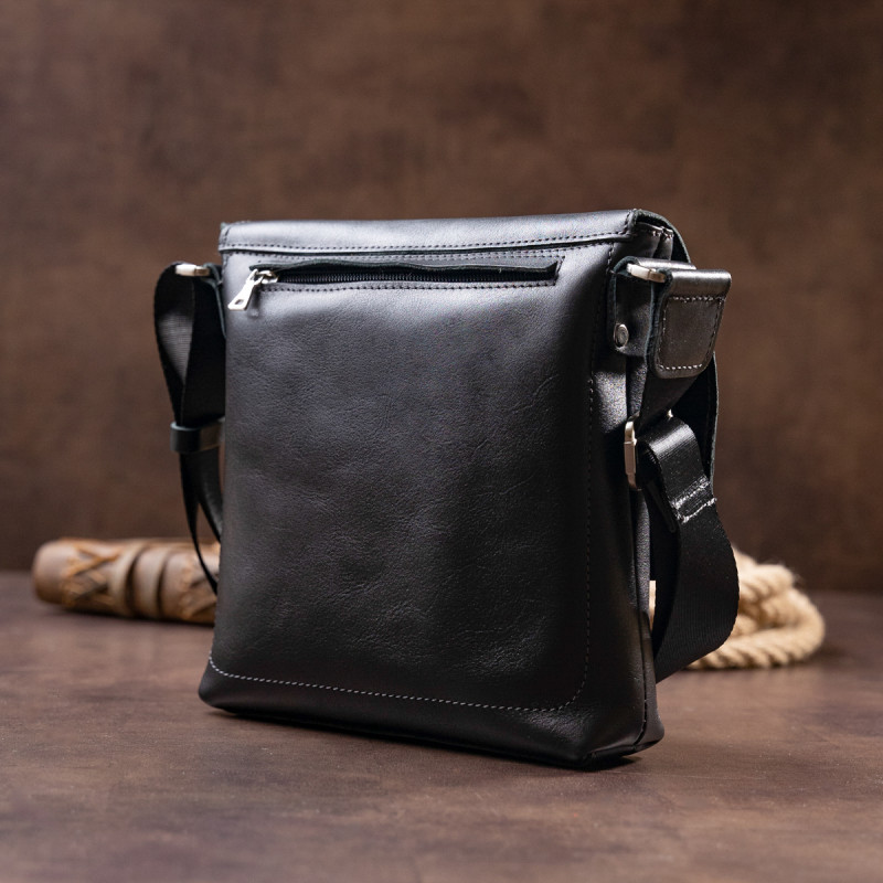 Сумка мессенджер в гладкой коже GRANDE PELLE Черная