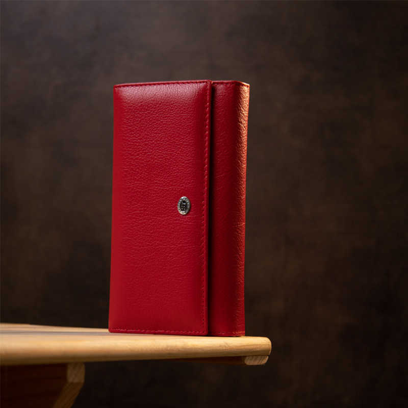 Вместительный кошелек для женщин ST Leather  Красный