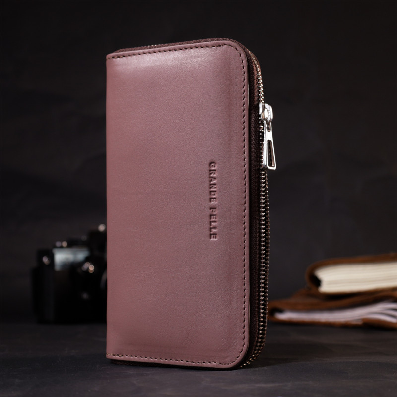 Практичное портмоне з натуральної шкіри GRANDE PELLE Пудровий