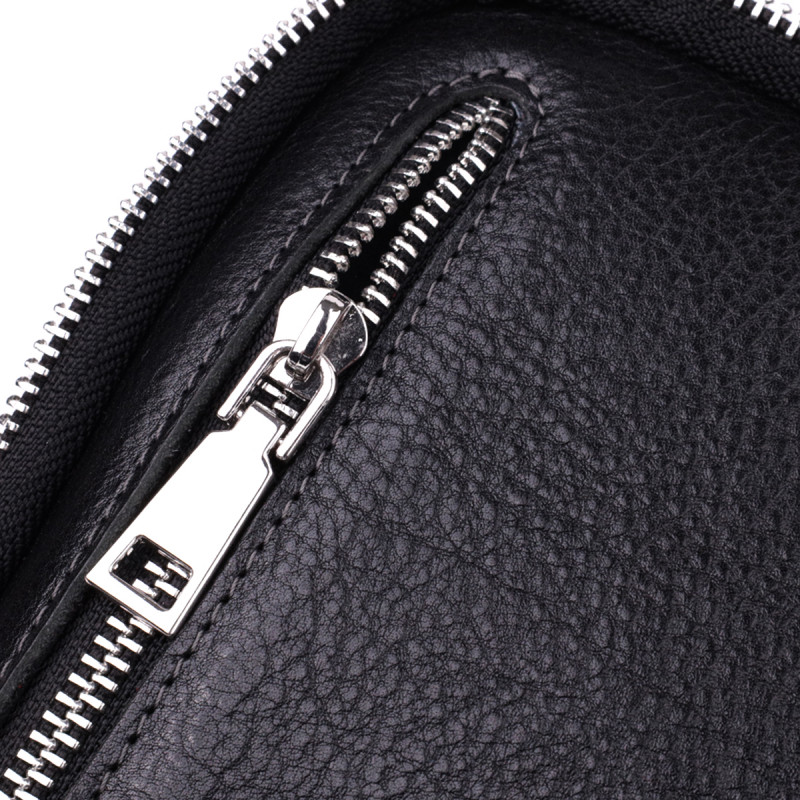 Мужская прямоугольная сумка бананка из зернистой натуральной кожи GRANDE PELLE Черный