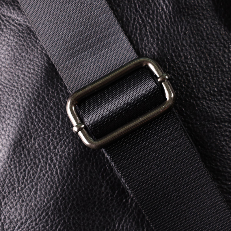 Стильна чоловіча сумка через плече з дрібнозернистої шкіри Shvigel _ Чорний