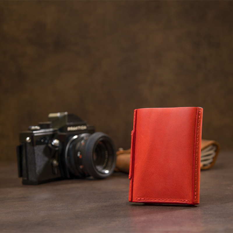 Матовое винтажное портмоне GRANDE PELLE Красный