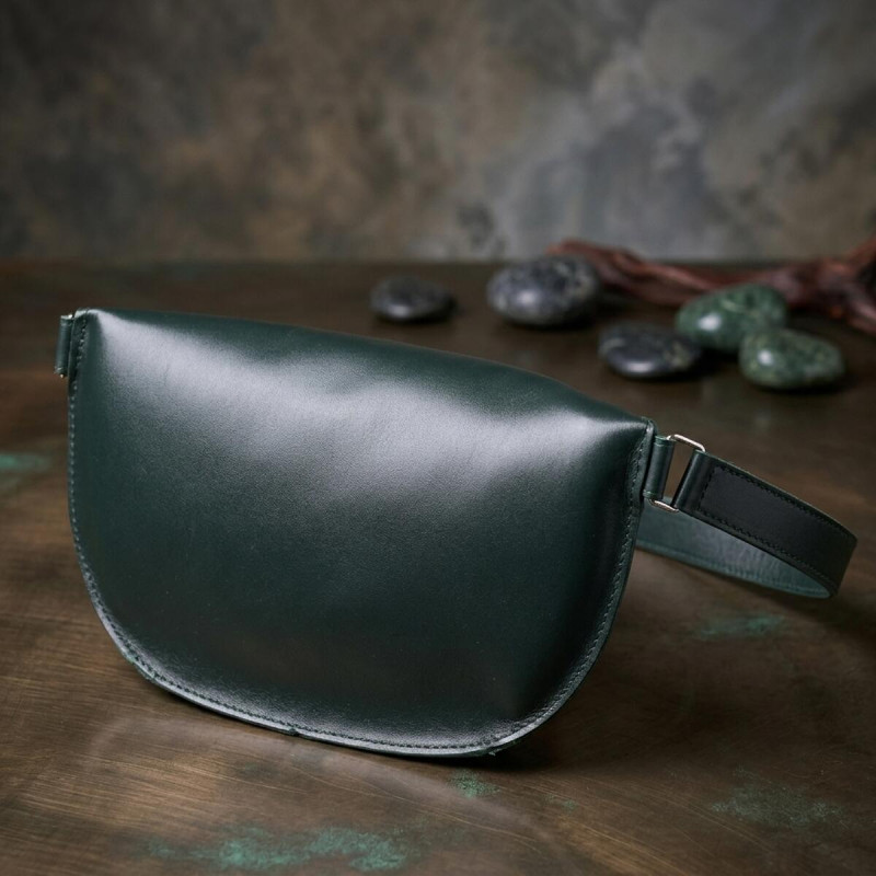 Кожаная женская сумка на пояс Shvigel Зеленый