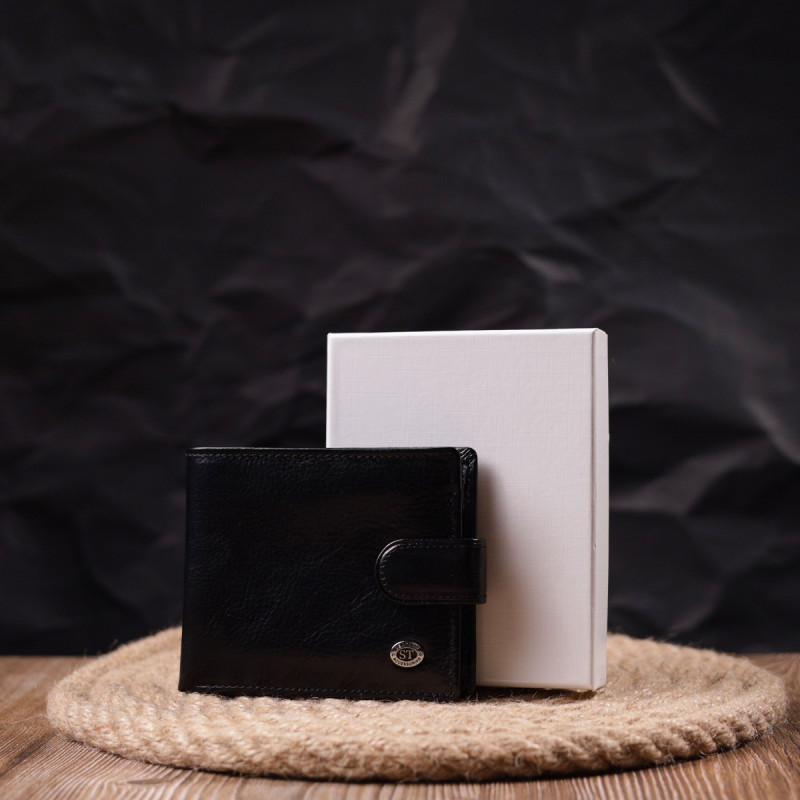 Мужской бумажник из натуральной гладкой кожи в два сложения ST Leather Черный