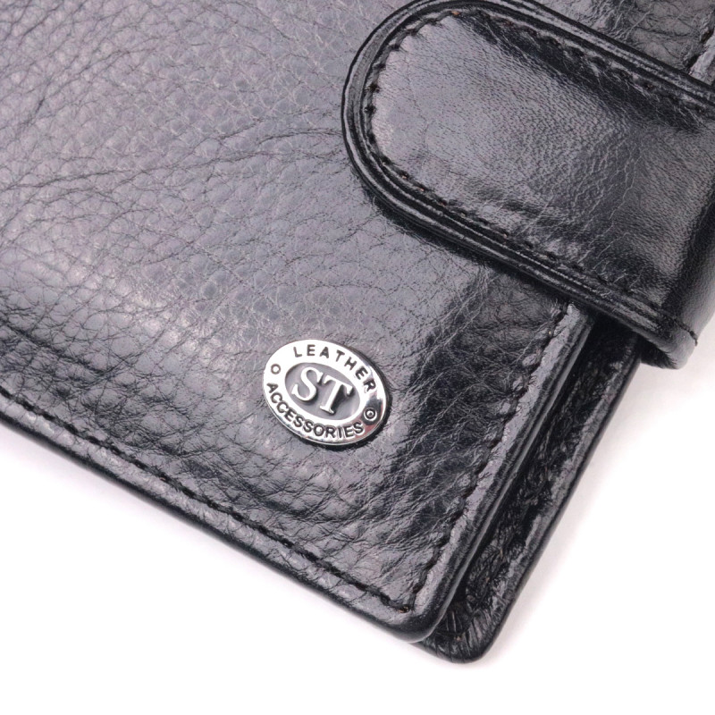 Мужской бумажник из натуральной гладкой кожи в два сложения ST Leather Черный