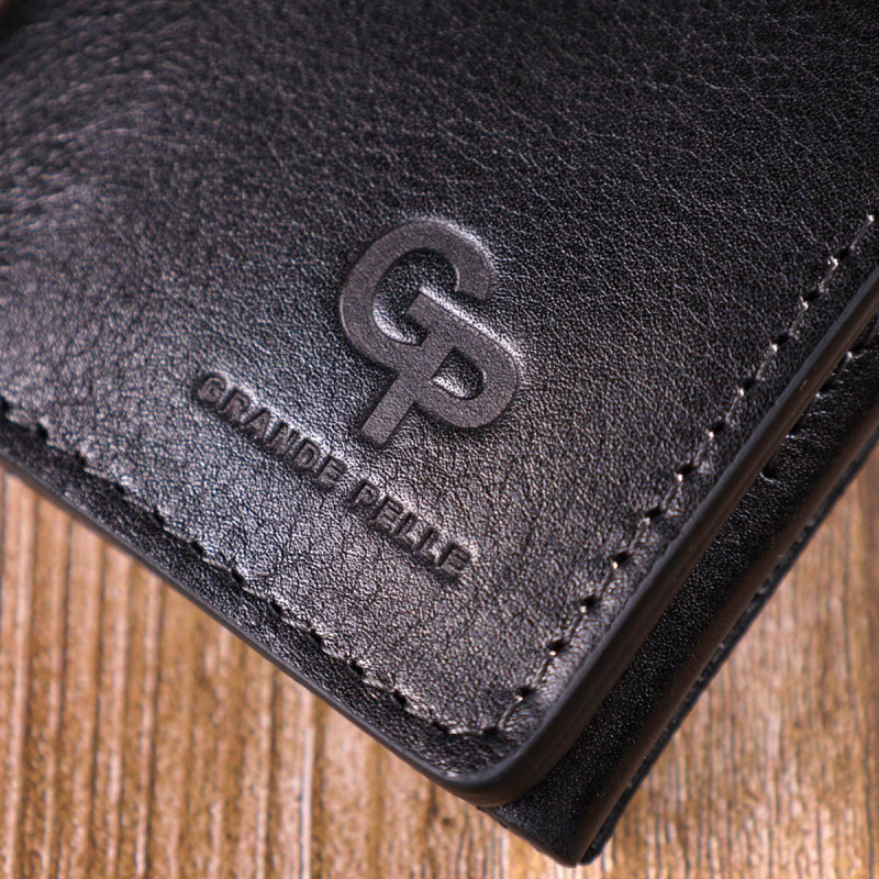 Практичное портмоне унісекс у три складання GRANDE PELLE Чорний