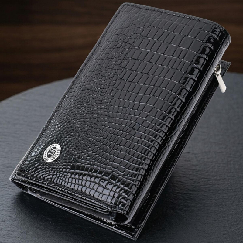 Женский кошелек в три сложения из лакированной фактурной натуральной кожи ST Leather Черный