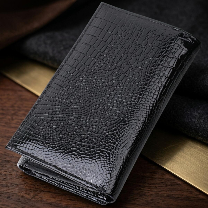 Женский кошелек в три сложения из лакированной фактурной натуральной кожи ST Leather Черный