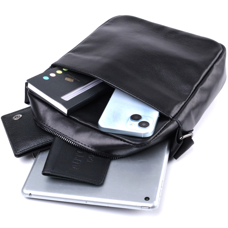 Сумка для мужчин через плечо из глянцевой натуральной кожи Shvigel Черная