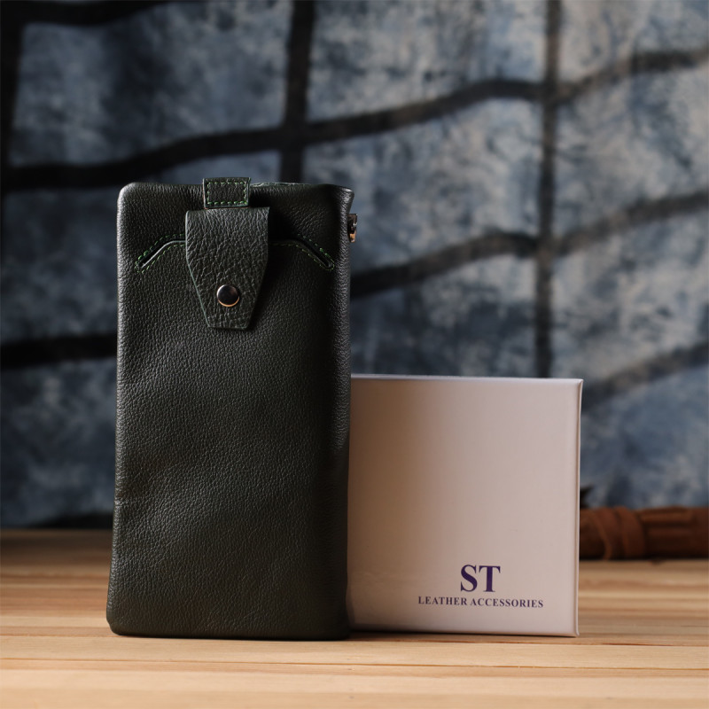 Стильный кошелек-клатч для женщин с отделением под телефон ST Leather Зеленый