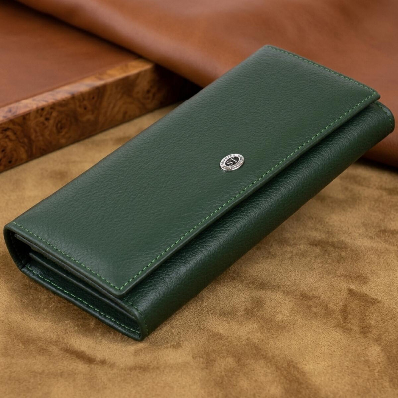 Гаманець на магнітах з клапаном жіночий ST Leather Зелений