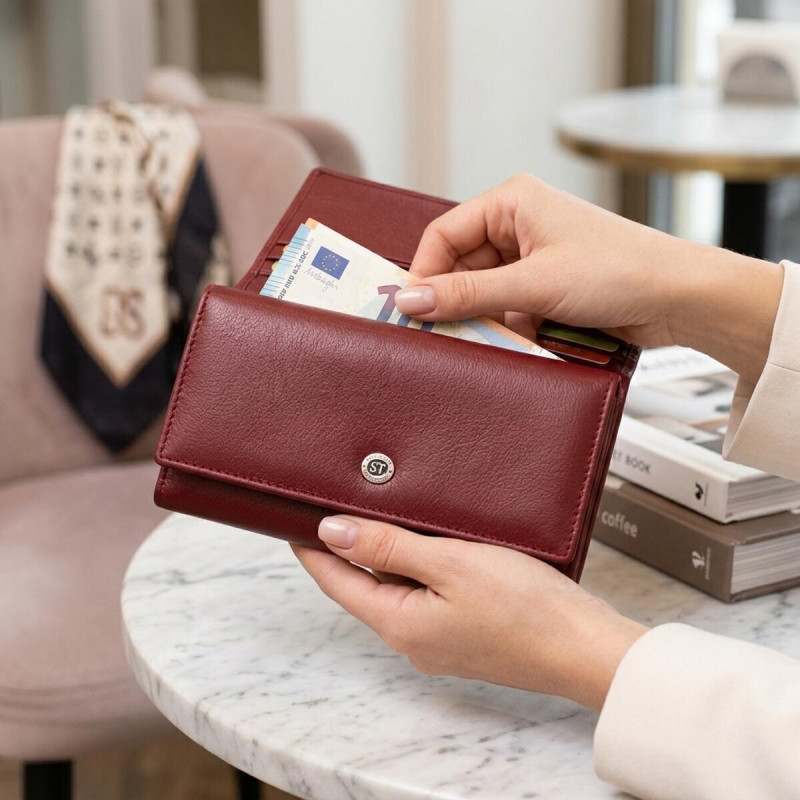 Гаманець на магнітах з клапаном жіночий ST Leather Бордовий