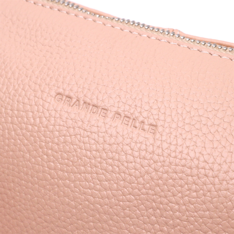 Чарівний жіночий клатч із натуральної зернистої шкіри GRANDE PELLE Пудровий