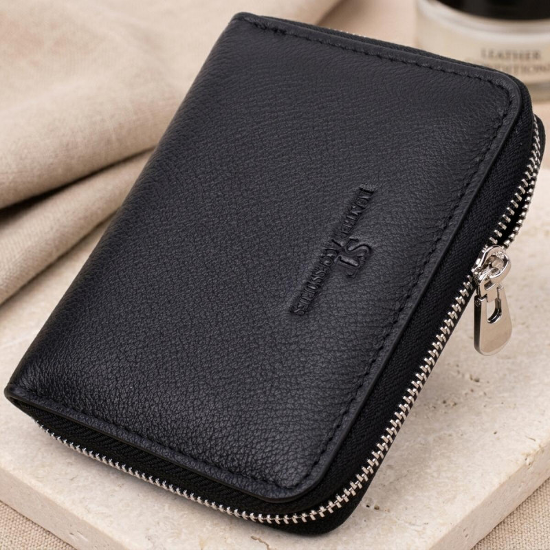 Кожаный кошелек для женщин на молнии с тисненым логотипом производителя ST Leather Черный