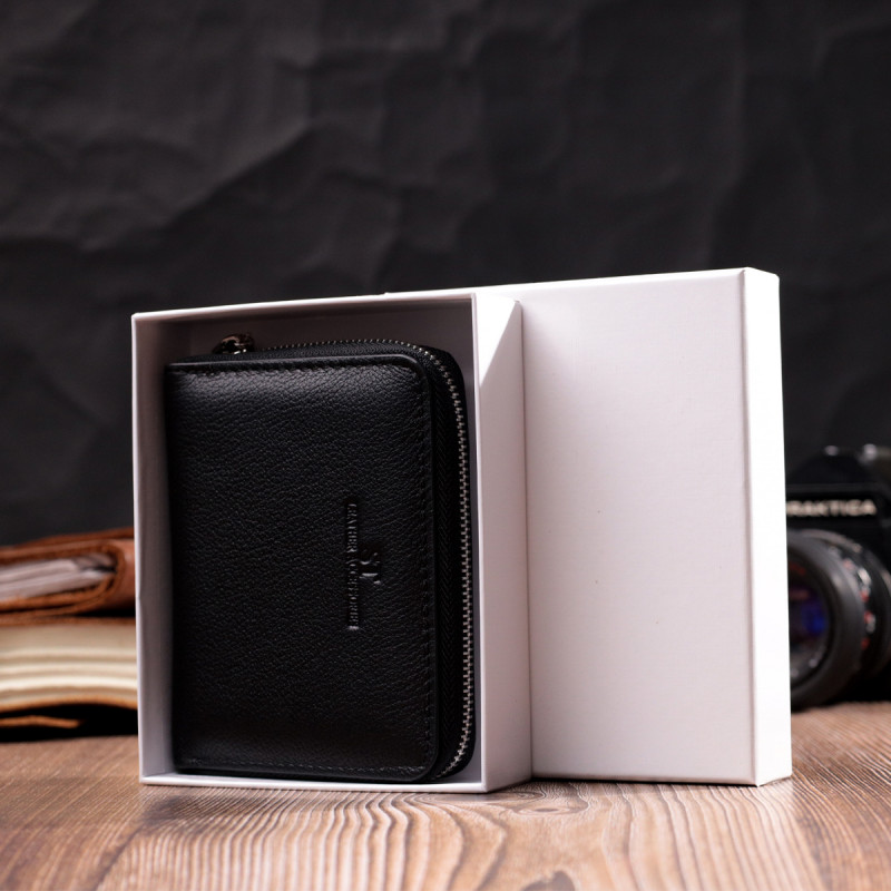 Кожаный кошелек для женщин на молнии с тисненым логотипом производителя ST Leather Черный