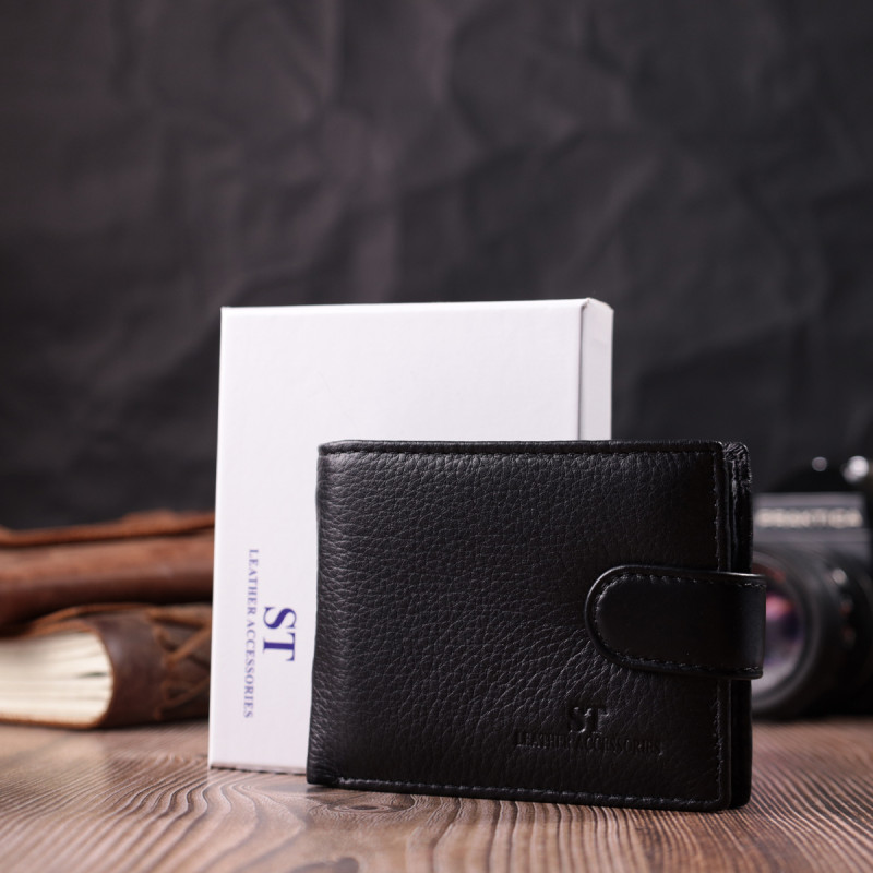 Небольшой вместительный кошелек из натуральной кожи ST Leather Черный