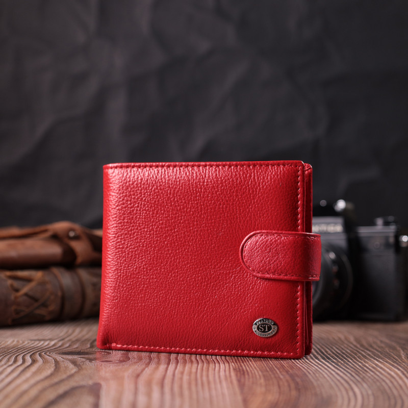 Жіночий трендовий гаманець із натуральної шкіри ST Leather Червоний