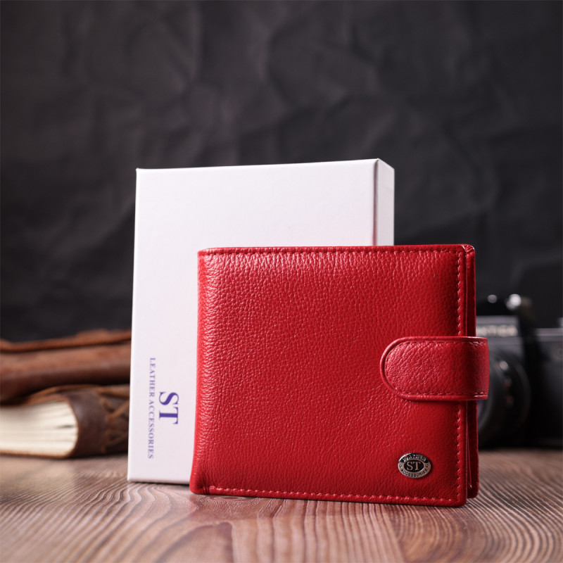Жіночий трендовий гаманець із натуральної шкіри ST Leather Червоний
