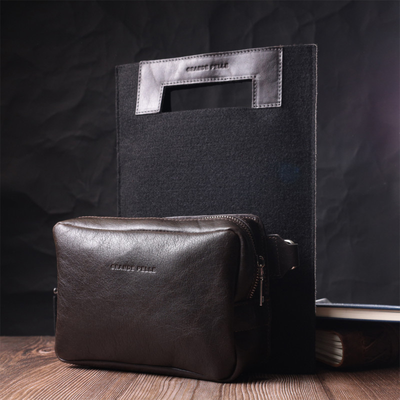 Прямокутна сумка бананка з якісної натуральної шкіри GRANDE PELLE Коричневий