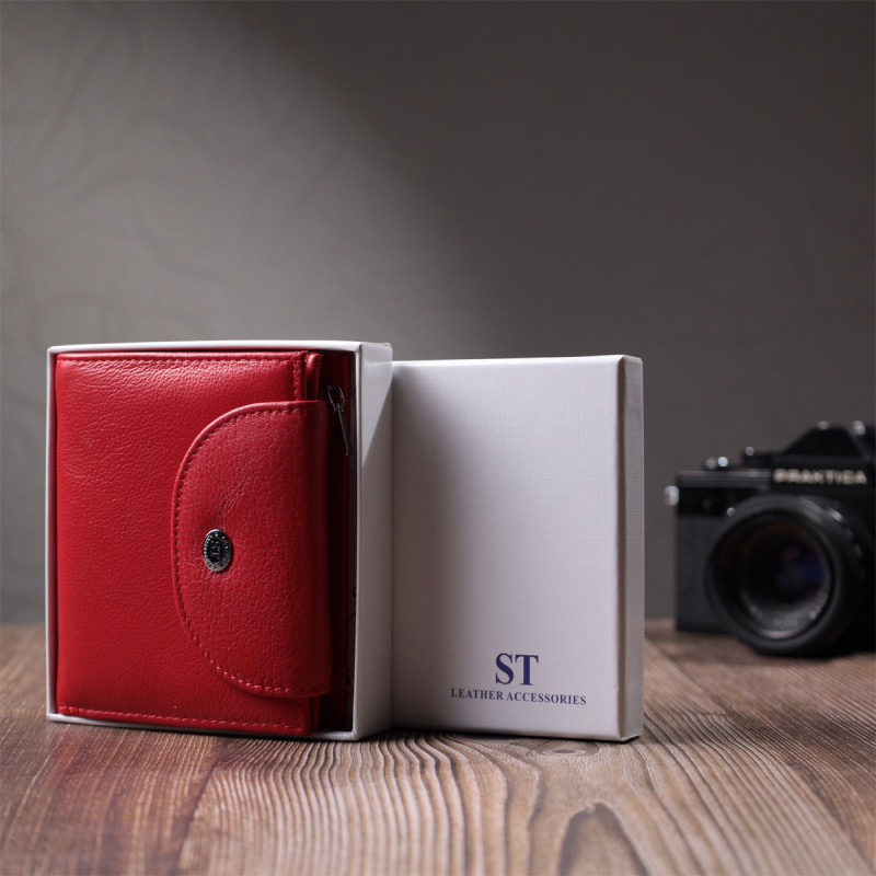 Яркий женский кошелек с монетницей из натуральной кожи ST Leather Красный