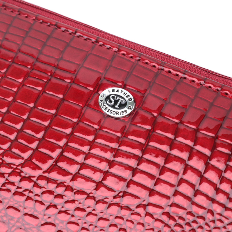 Лакированный яркий кошелек с фактурой под рептилию из натуральной кожи ST Leather Красный