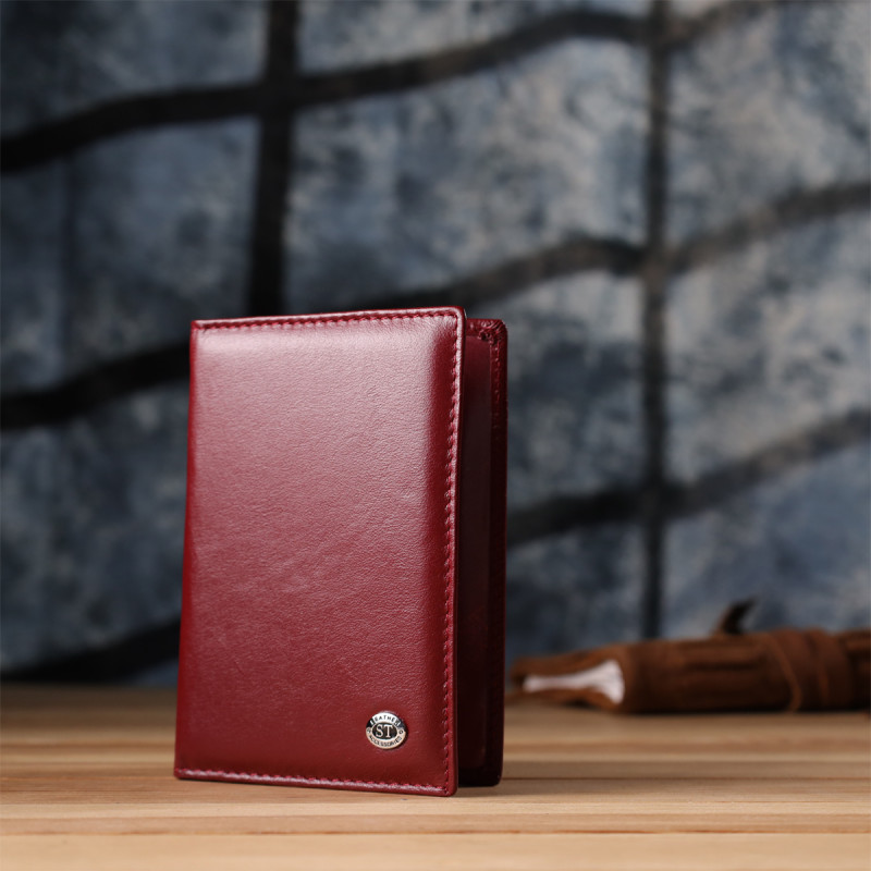 Красивая обложка на паспорт универсального формата из натуральной кожи ST Leather Бордовый