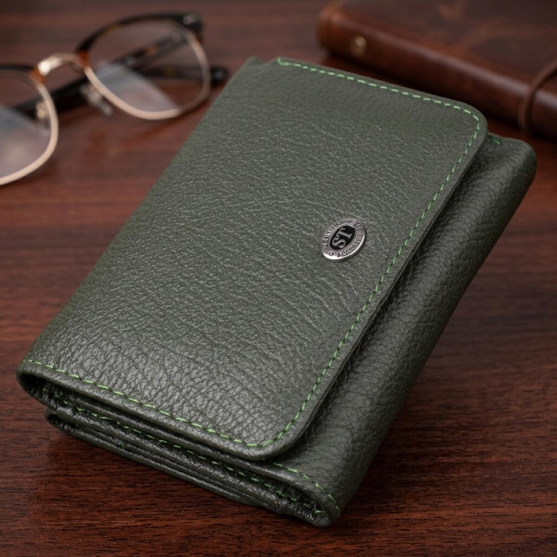 Жіночий гаманець компактного розміру з натуральної шкіри ST Leather Зелений