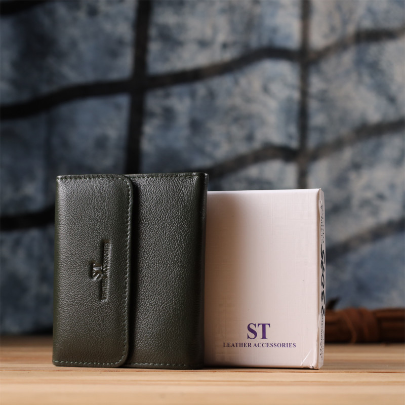 Стильный кошелек среднего размера из натуральной кожи ST Leather Зеленый