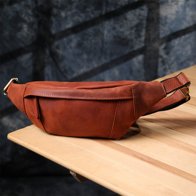 Практичная сумка-бананка для мужчин из натуральной винтажной кожи Shvigel Рыжий