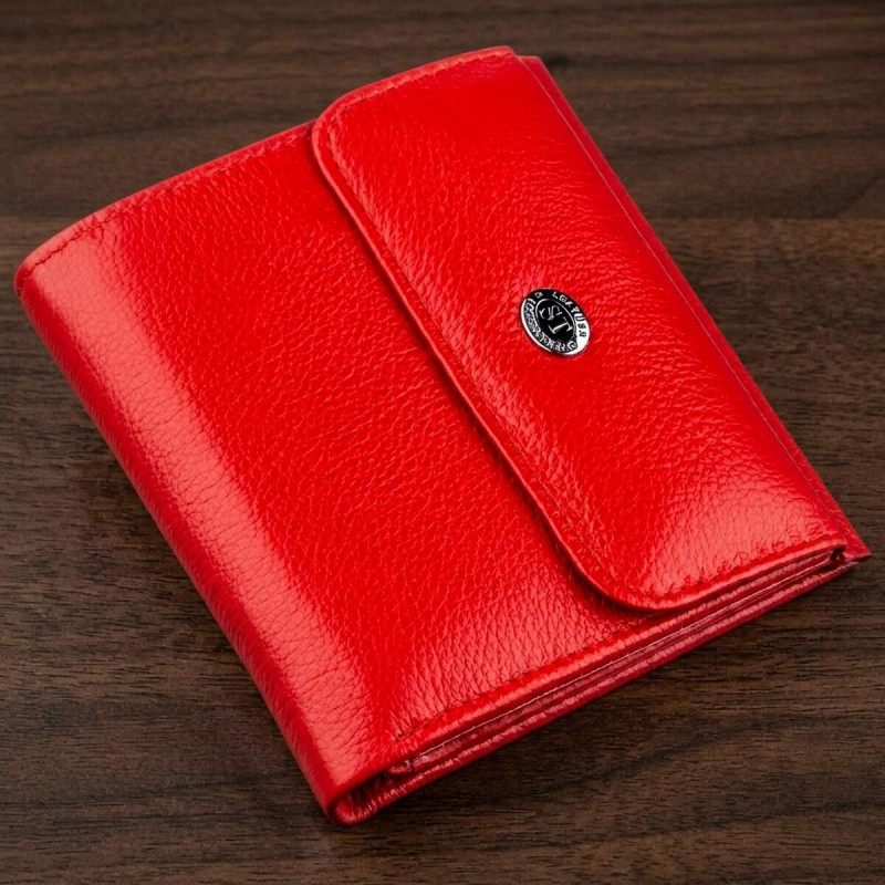 Портмоне для жінок з монетницьою ST Leather Червоний