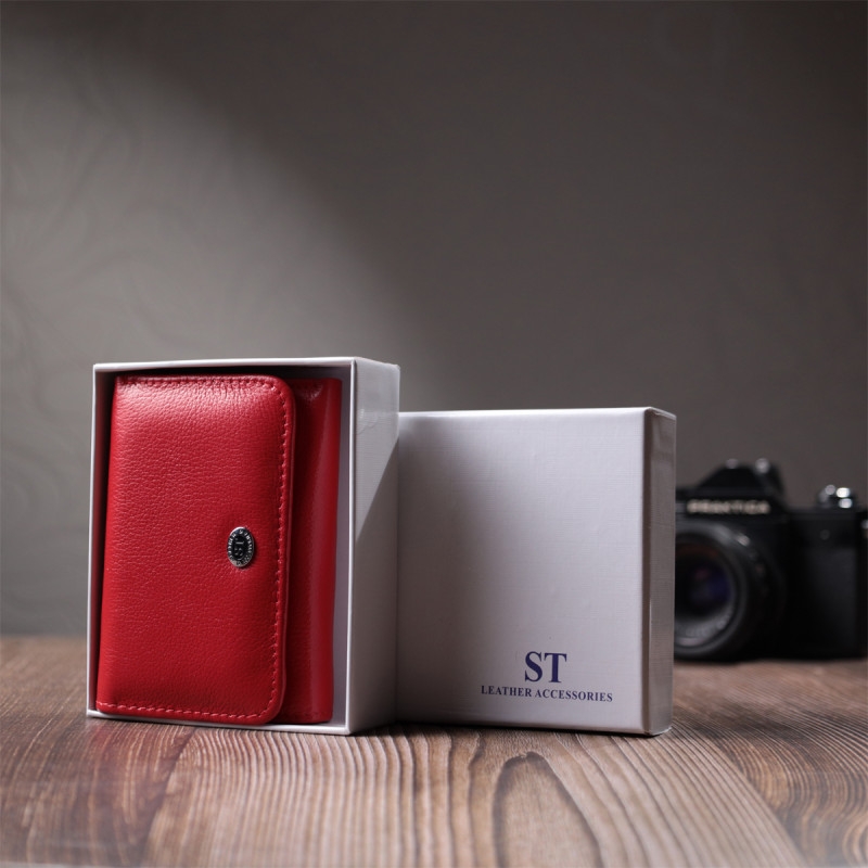 Жіночий гаманець горизонтального формату ST Leather Червоний