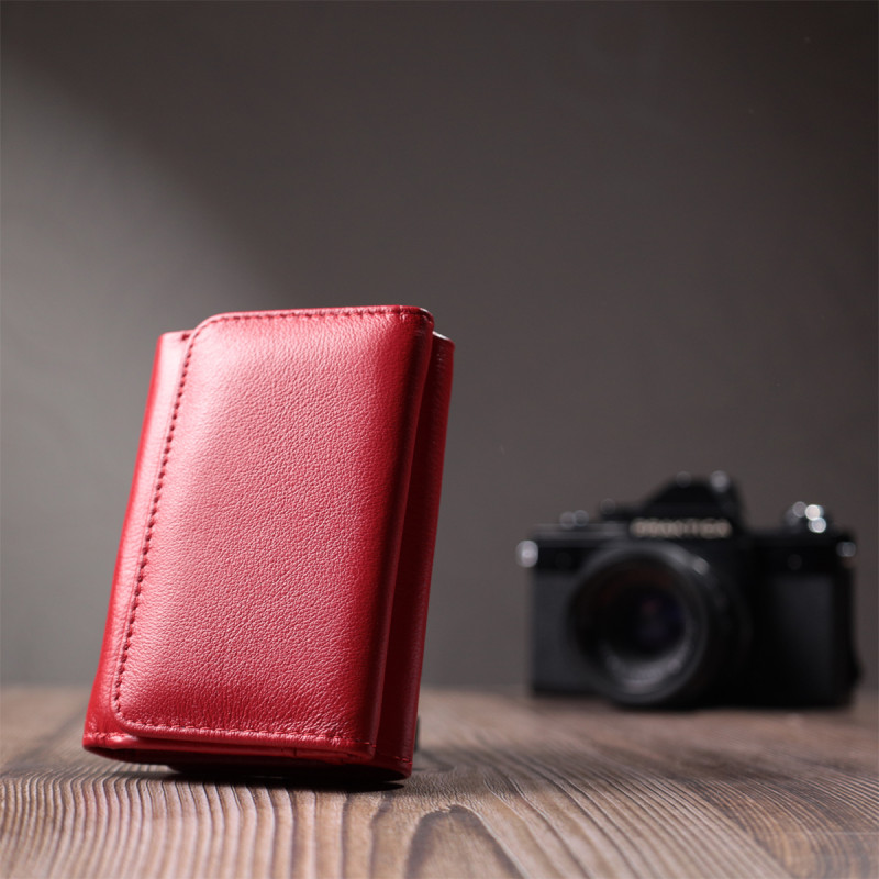 Женский кошелек горизонтального формату из натуральной кожи ST Leather Красный