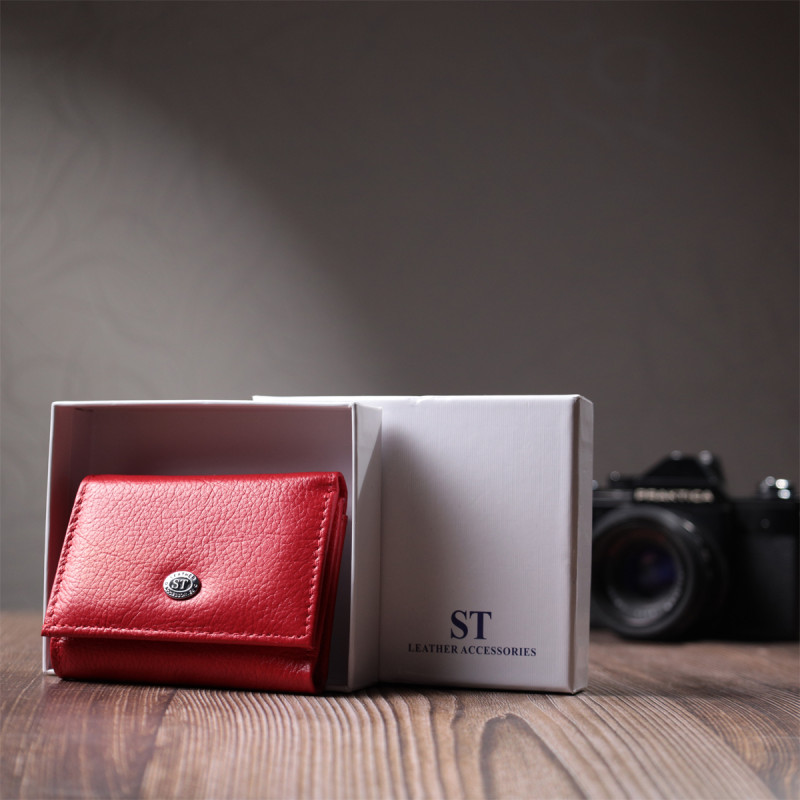 Компактное женское портмоне с монетницей из натуральной кожи ST Leather Красный