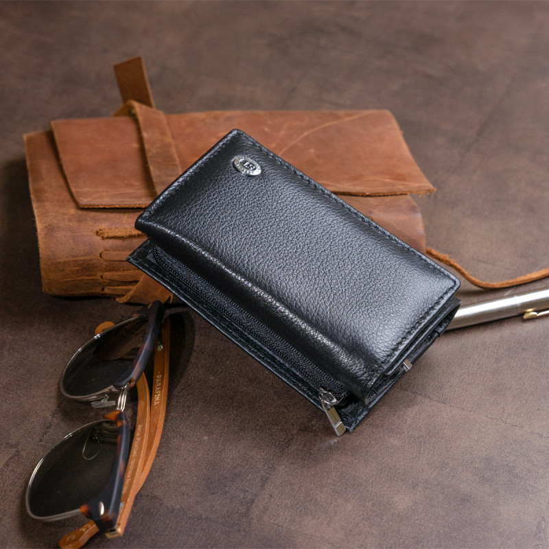 Горизонтальное портмоне из кожи унисекс на магните ST Leather Черное