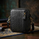 Невелика чоловіча сумка з натуральної шкіри з фактурою під крокодила Vintage Чорна