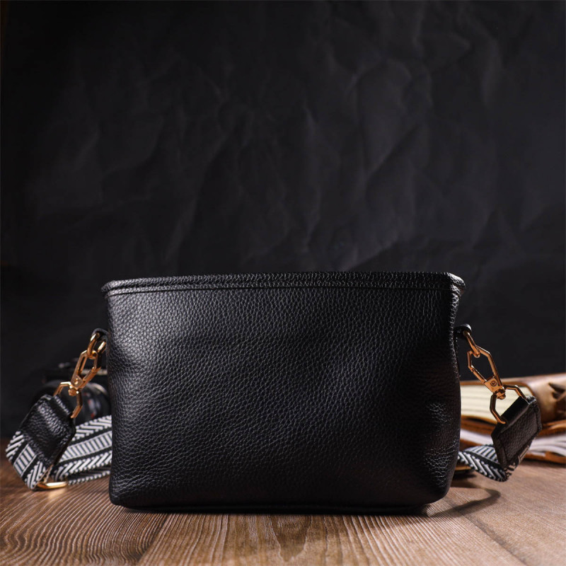 Небольшая сумка на плечо из натуральной кожи Vintage Черная
