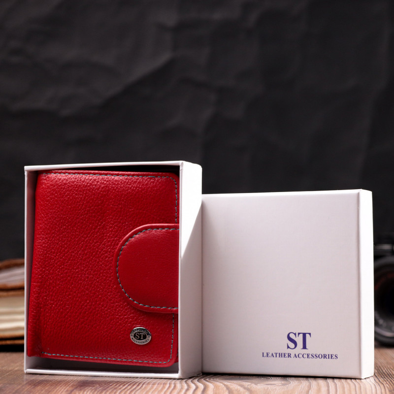 Шкіряний яскравий гаманець з монетницею ST Leather Червоний