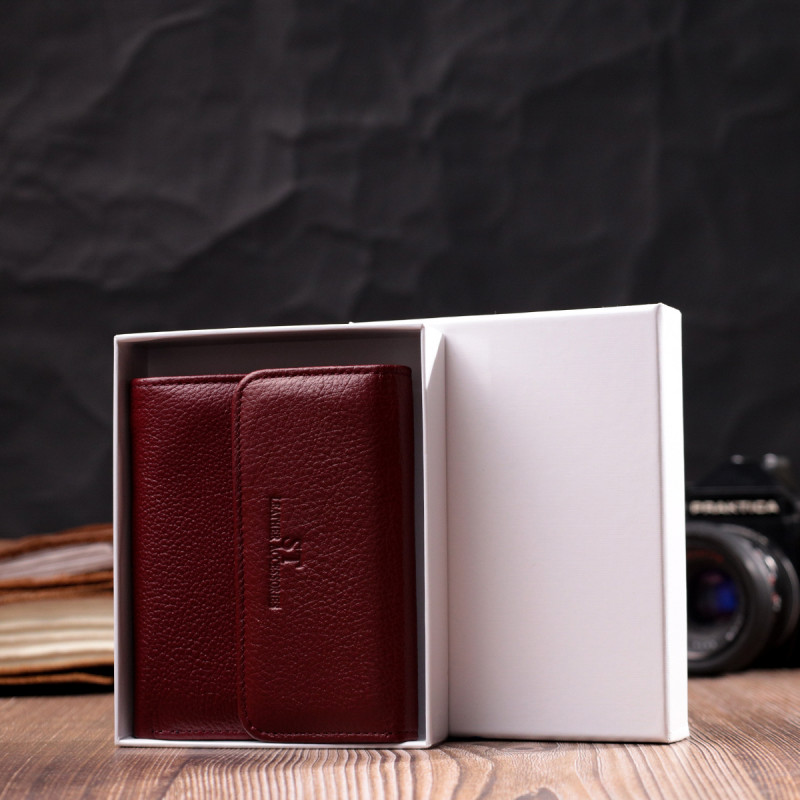 Жіночий шкіряний гаманець для карток купюр та монет ST Leather Бордовий
