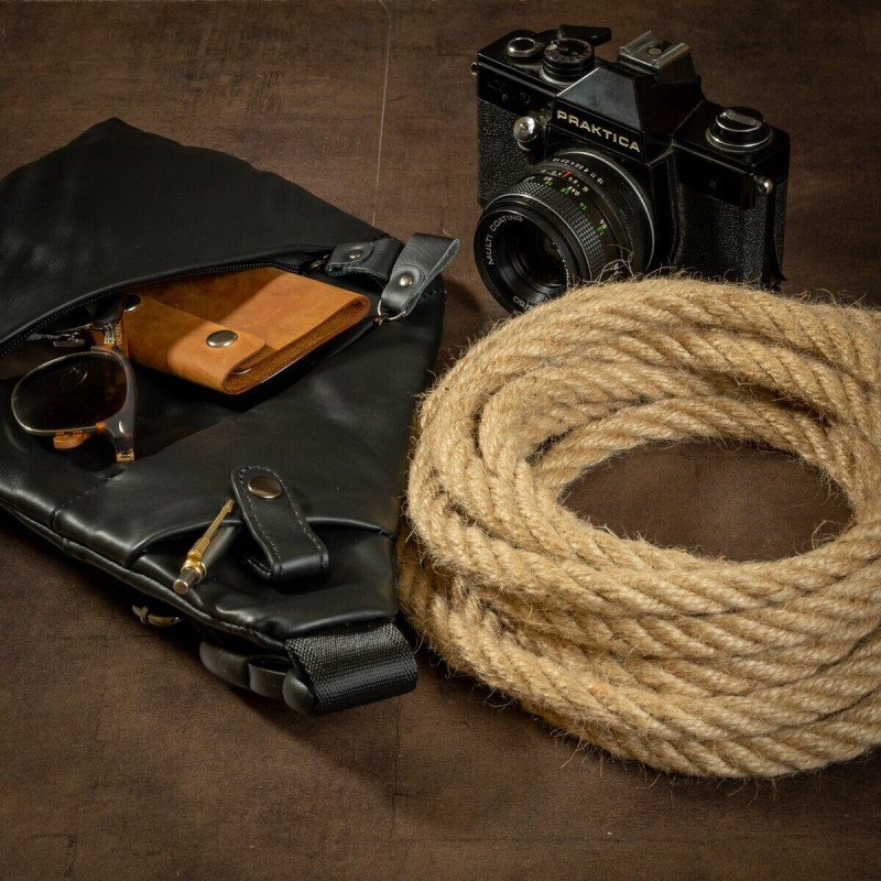 Практичная сумка через плечо кожаная Vintage Черная