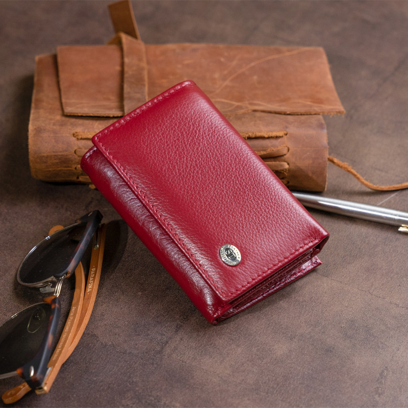 Горизонтальное портмоне из кожи женское на магните ST Leather Бордовое